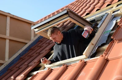 Pose de fenêtres de toit Velux à Étray